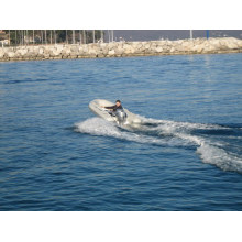 Schlauchboot 3.3m mit 4-Takt 15PS Außenbordmotor